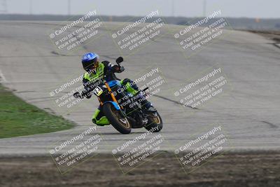 media/Nov-29-2025-TrackDaz (Sat) [[10ae2d9bce]]/A Group/Session 3 (Outside Grapevine)/